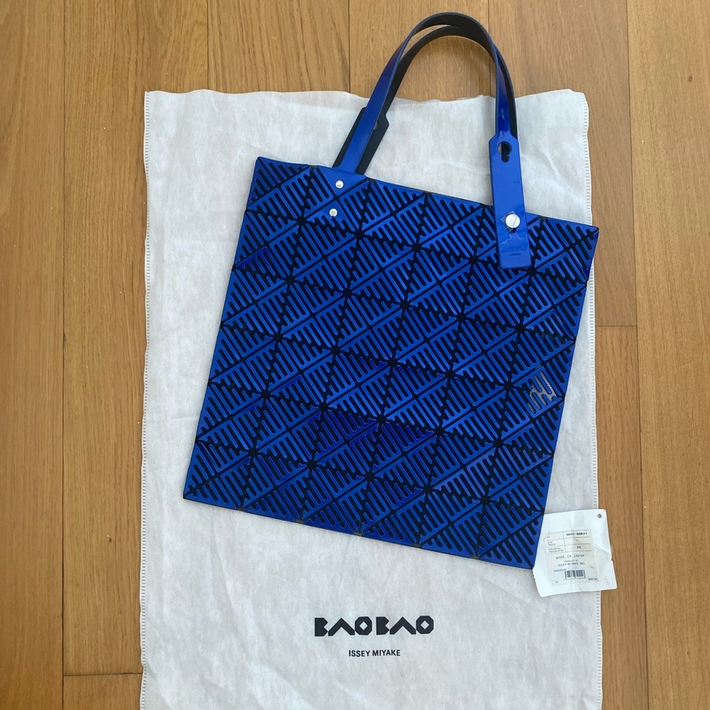 NWT Issey Miyake Blue Geometric Tote Bag